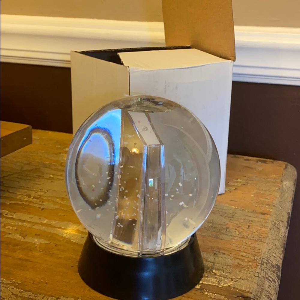 Snow globe